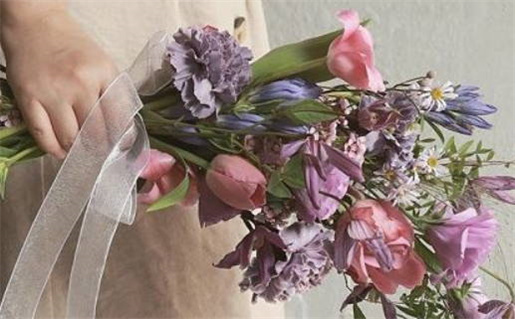 2025年农历六月初七是结婚好日子吗 今日办喜事好吗