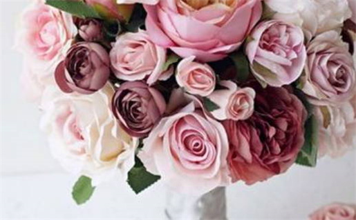 2025年04月19日是不是结婚吉日 今日办婚礼好吗