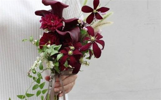 2025年农历闰六月廿二领证日子如何 今日领证结婚好吗