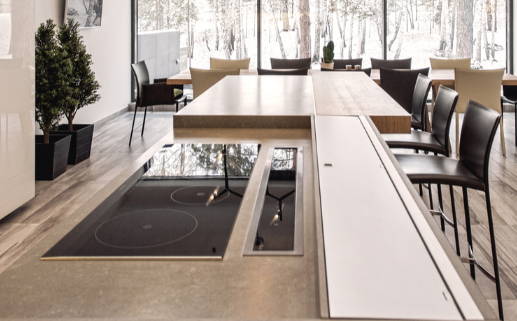 2025年农历闰六月初一乔迁好吗 今日入新宅好不好